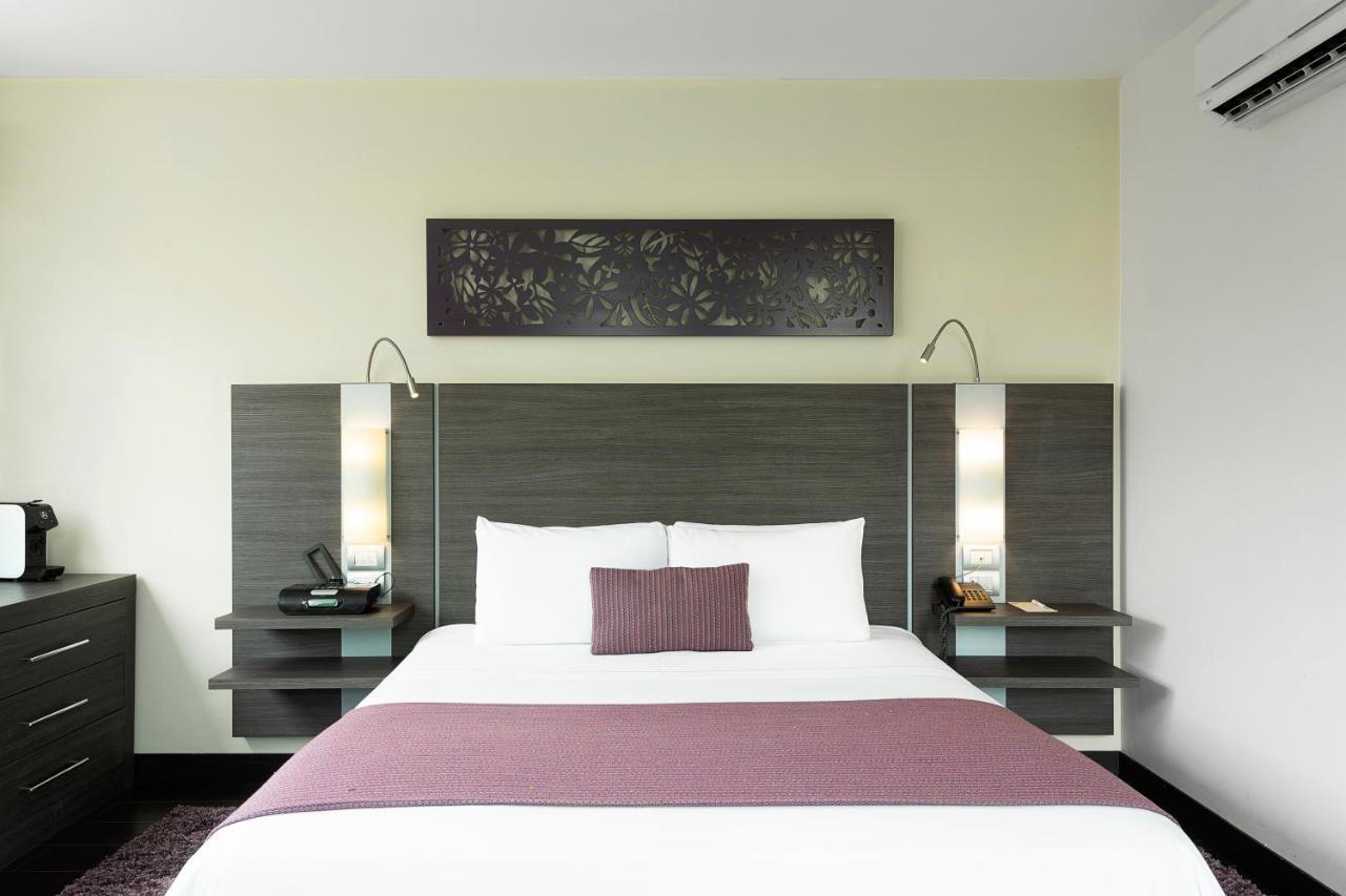 מדיין Hotel Bh El Poblado מראה חיצוני תמונה