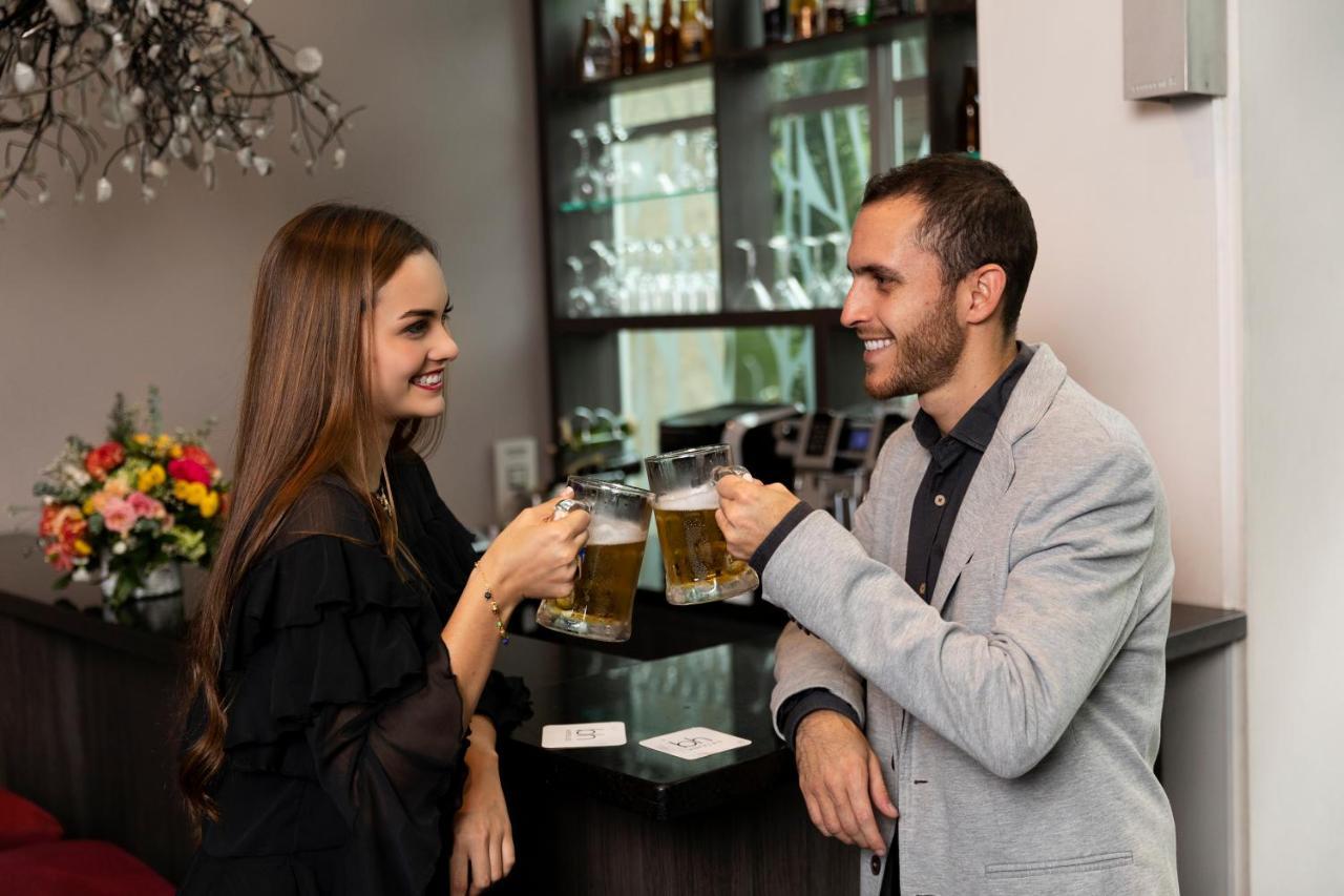 מדיין Hotel Bh El Poblado מראה חיצוני תמונה