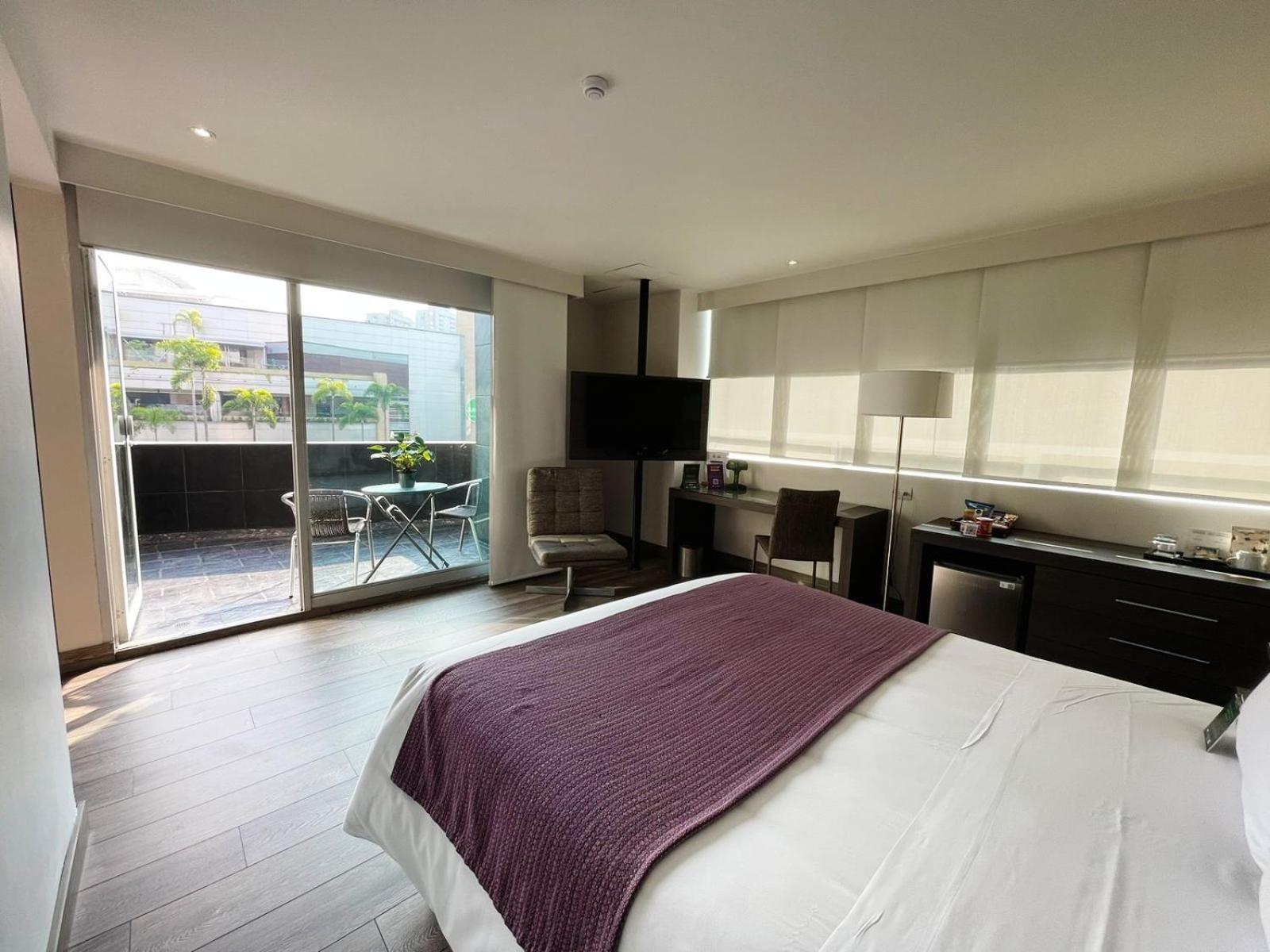 מדיין Hotel Bh El Poblado מראה חיצוני תמונה