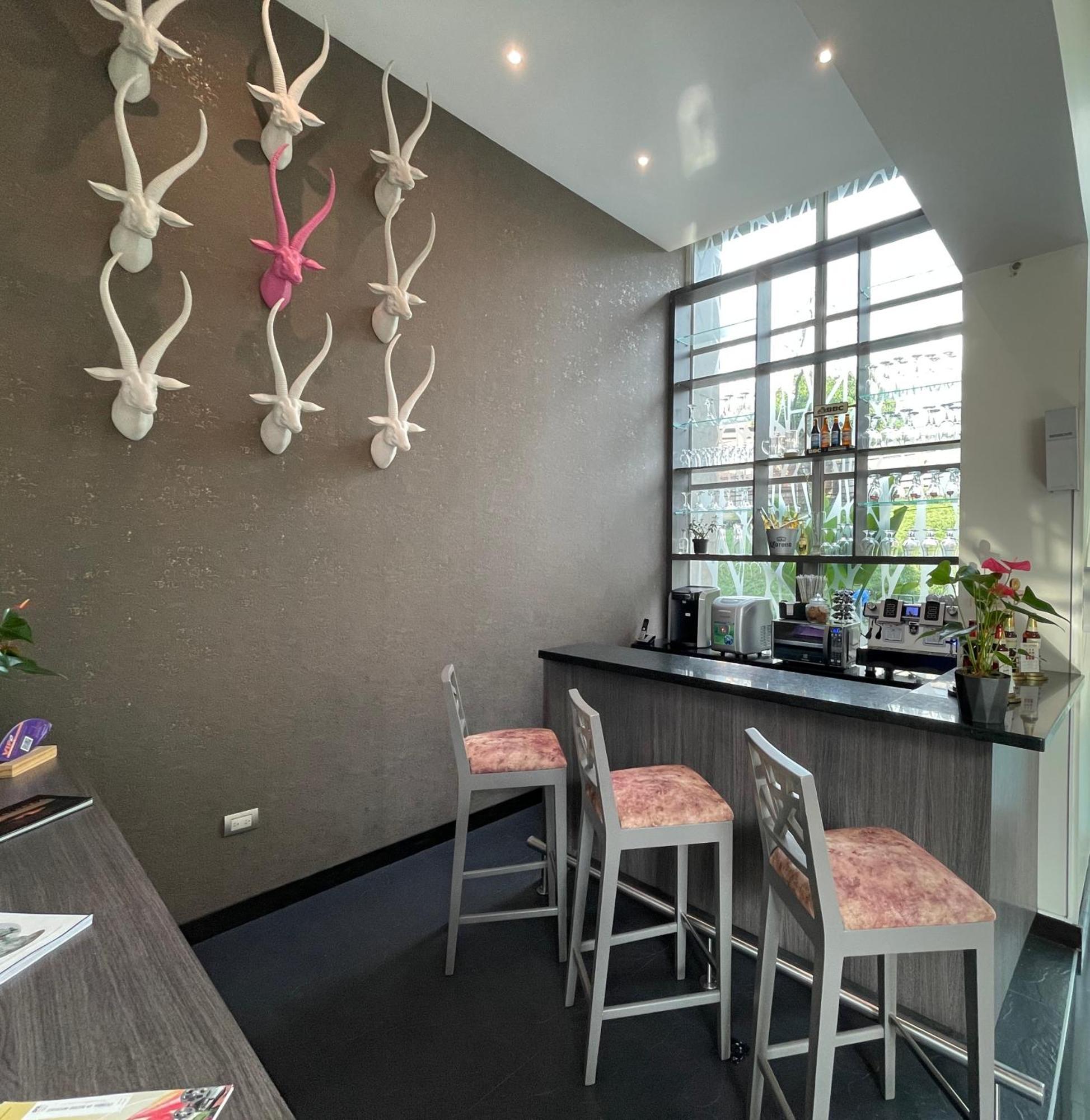 מדיין Hotel Bh El Poblado מראה חיצוני תמונה