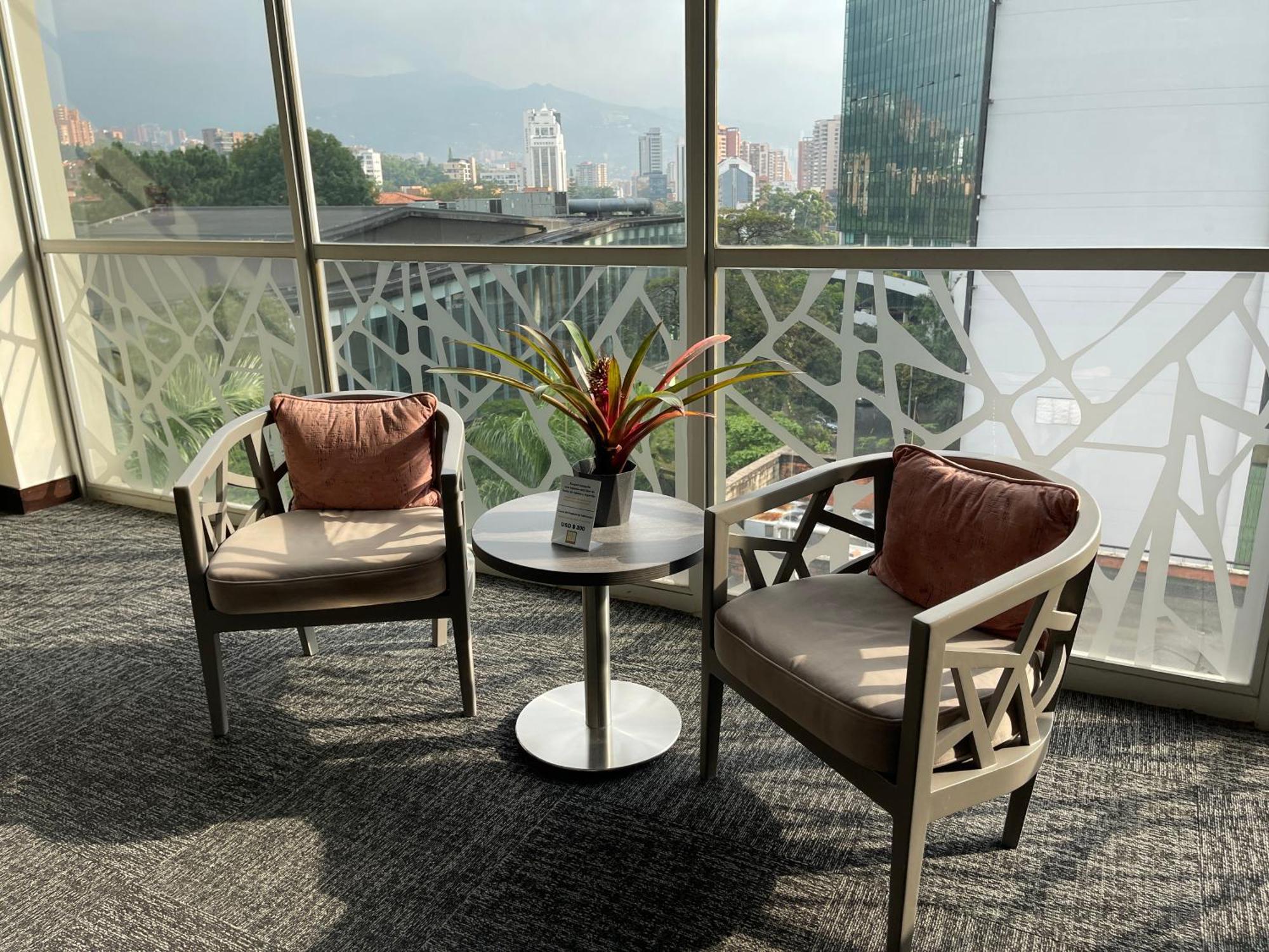 מדיין Hotel Bh El Poblado מראה חיצוני תמונה