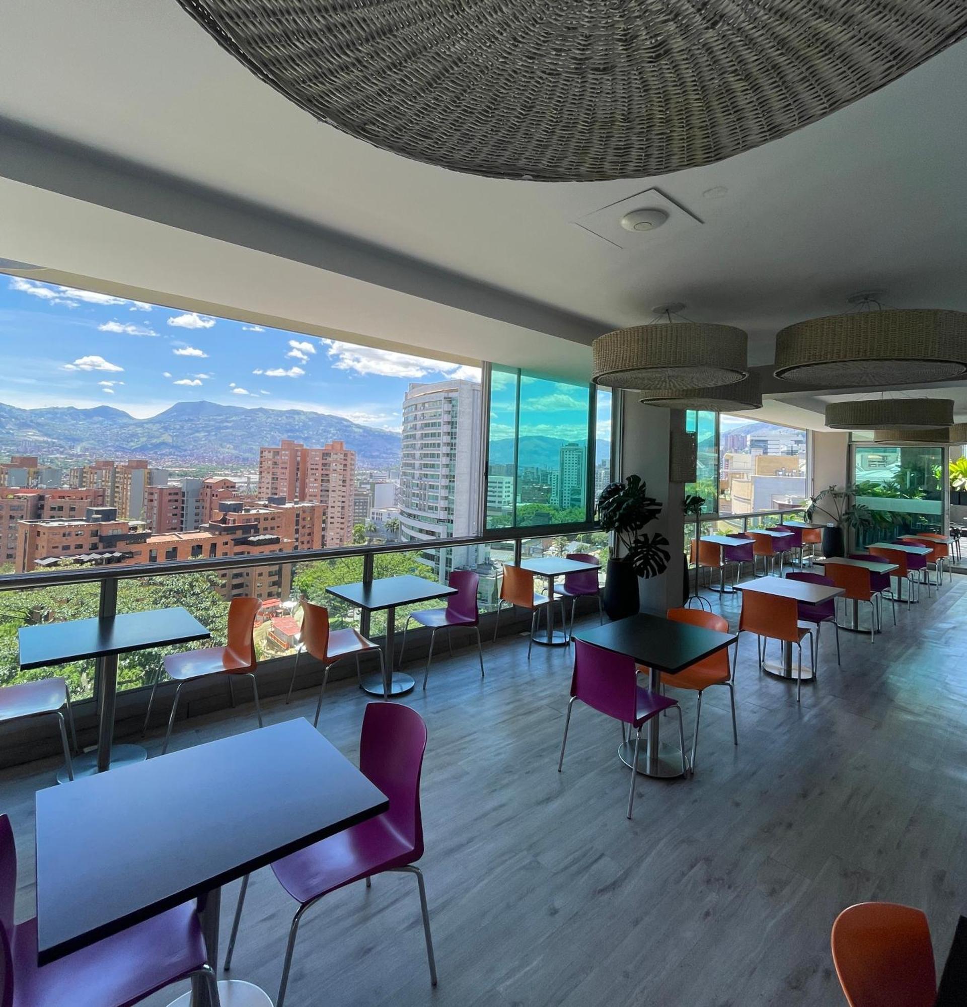 מדיין Hotel Bh El Poblado מראה חיצוני תמונה