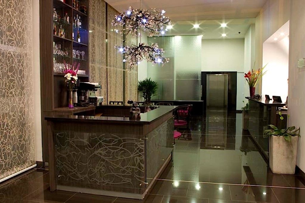 מדיין Hotel Bh El Poblado מראה חיצוני תמונה