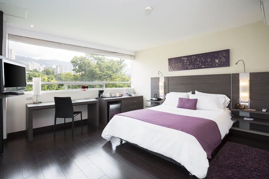 מדיין Hotel Bh El Poblado מראה חיצוני תמונה
